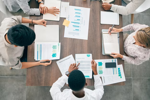 Bookkeeper and Accountant Collaboration: How They Work Together